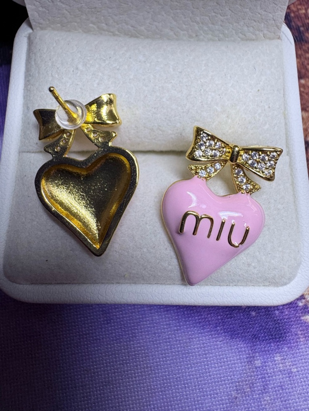 MIU Pink Heart Drop Earrings with Gold Crystal Bow NEW - Picture 2 of 3